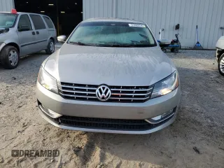2013 Volkswagen Passat SEL Premium with VIN 1VWCH7A34DC039411, listed as a Copart auction lot 72908294 with 129,948 mi miles and Salvage Title. Bid and sale history available at carsss.com. Image 5.