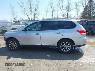 2014 Nissan Pathfinder S with VIN 5N1AR2MM3EC613959, listed as a IAAI auction lot 41966935 with 121,521 mi miles and . Bid and sale history available at DreamBid. Image 15.
