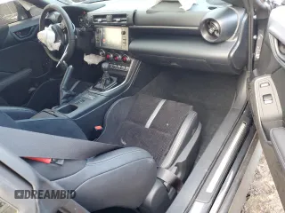 2024 Toyota GR86 Premium with VIN JF1ZNBE11R8755930, listed as a Copart auction lot 88021725 with 9,122 mi miles and Salvage Title. Bid and sale history available at carsss.com. Image 8.