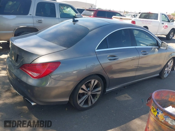 2014 Mercedes-Benz CLA 250 с VIN WDDSJ4EB4EN062413, выставлен на аукционе IAAI как лот 42537164 с пробегом Не указан миль и . История ставок и продаж доступна на DreamBid. Изображение 4.