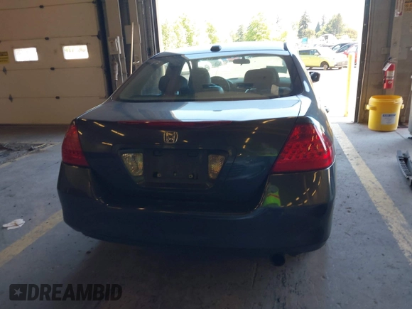 2006 Honda Accord EX-L z VIN 1HGCM56816A056450, wystawiony jako IAAI lot #42185375 z przebiegiem 314 620 mil mil oraz . Historia ofert i sprzedaży dostępna na DreamBid. Obrazek 17.