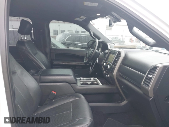 2018 Ford Expedition XLT with VIN 1FMJU1JT7JEA57514, listed as a IAAI auction lot 41514271 with 152,046 mi miles and . Bid and sale history available at DreamBid. Image 5.