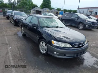 2000 Lexus ES 300 с VIN JT8BF28G4Y0268421, выставлен на аукционе IAAI как лот 42177441 с пробегом 227 151 миль миль и . История ставок и продаж доступна на DreamBid. Изображение 1.