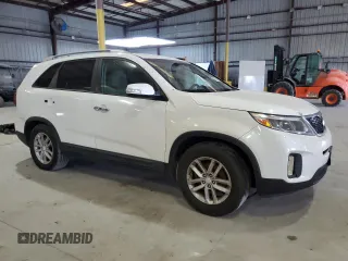 2014 Kia Sorento LX z VIN 5XYKT3A65EG434047, wystawiony jako Copart lot #60717065 z przebiegiem 218 132 mil mil oraz Czysty tytuł • Clean title. Historia ofert i sprzedaży dostępna na DreamBid. Obrazek 4.