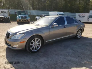 2007 Mercedes-Benz S 550 with VIN WDDNG71X07A053622, listed as a Copart auction lot 53254235 with 147,010 mi miles and Salvage Title. Bid and sale history available at DreamBid. Image 1.
