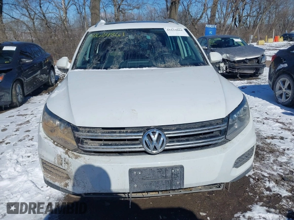 2017 Volkswagen Tiguan Wolfsburg Edition с VIN WVGRV7AX1HK005782, выставлен на аукционе IAAI как лот 41624861 с пробегом 114 660 миль миль и . История ставок и продаж доступна на DreamBid. Изображение 12.