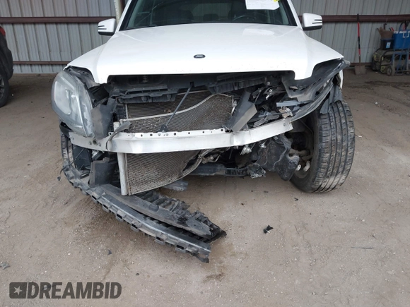2014 Mercedes-Benz GLK 350 with VIN WDCGG8JBXEG330438, listed as a IAAI auction lot 41382071 with 172,279 mi miles and . Bid and sale history available at DreamBid. Image 6.