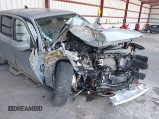2023 Nissan Frontier SV z VIN 1N6ED1EK0PN673357, wystawiony jako IAAI lot #42420346 z przebiegiem 33 000 mil mil oraz . Historia ofert i sprzedaży dostępna na DreamBid. Obrazek 6.