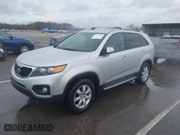 2012 Kia Sorento LX with VIN 5XYKTDA61CG303393, listed as a IAAI auction lot 41137220 with 123,474 mi miles. Bid and sale history available at carsss.com. Image 17.