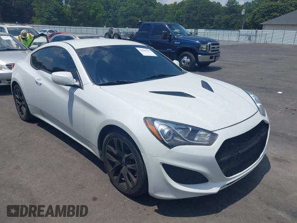 2013 Hyundai Genesis Coupe Premium z VIN KMHHT6KD4DU088543, wystawiony jako IAAI lot #42580445 z przebiegiem 149 303 mil mil oraz . Historia ofert i sprzedaży dostępna na DreamBid. Obrazek 1.