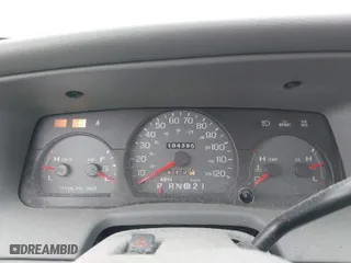 2004 Mercury Grand Marquis GS with VIN 2MEFM74W24X628573, listed as a IAAI auction lot 41922123 with 104,395 mi miles. Bid and sale history available at carsss.com. Image 7.