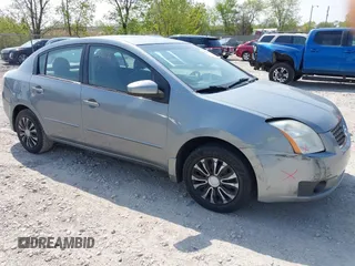2007 Nissan Sentra S z VIN 3N1AB61E87L702224, wystawiony jako IAAI lot #42220964 z przebiegiem 144 787 mil mil oraz . Historia ofert i sprzedaży dostępna na DreamBid. Obrazek 1.