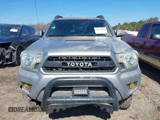 2015 Toyota Tacoma with VIN 5TFLU4EN7FX118530, listed as a IAAI auction lot 41638608 with 116,143 mi miles and . Bid and sale history available at DreamBid. Image 12.
