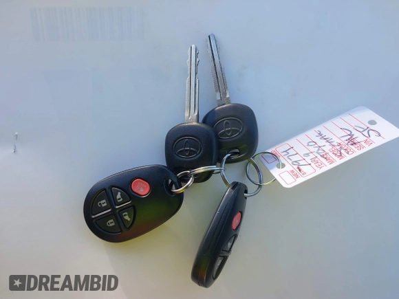 2019 Toyota Sienna LE Auto Access Seat with VIN 5TDKZ3DC9KS003158, listed as a IAAI auction lot 41661747 with 129,860 mi miles and . Bid and sale history available at DreamBid. Image 11.