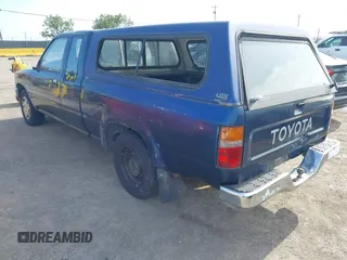 1994 Toyota 2WD Pickups DX with VIN JT4RN93P5R5103730, listed as a IAAI auction lot 42164918 with 396,623 mi miles. Bid and sale history available at carsss.com. Image 3.