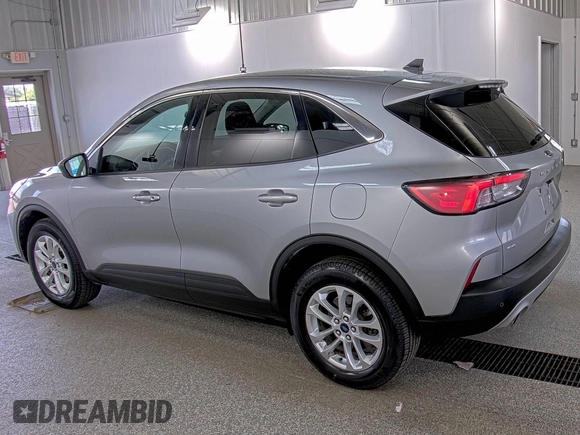 2022 Ford Escape SE z VIN 1FMCU9G66NUB33504, wystawiony jako IAAI lot #42748133 z przebiegiem 74 338 mil mil oraz . Historia ofert i sprzedaży dostępna na DreamBid. Obrazek 26.