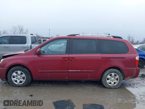 2009 Kia Sedona LX with VIN KNDMB233196282656, listed as a IAAI auction lot 41737300 with 95,971 mi miles. Bid and sale history available at carsss.com. Image 15.