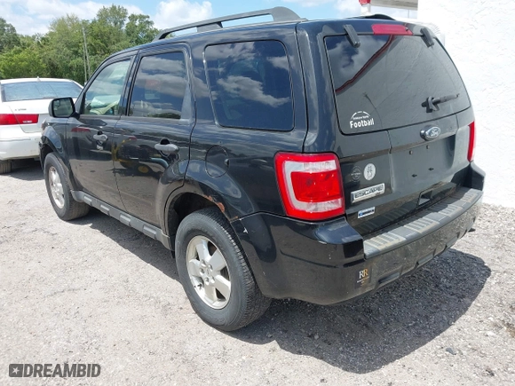2011 Ford Escape XLT with VIN 1FMCU9D77BKA45274, listed as a IAAI auction lot 42073521 with 245,073 mi miles. Bid and sale history available at carsss.com. Image 3.