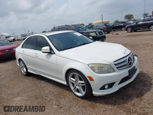 2009 Mercedes-Benz C 300 Sport с VIN WDDGF54XX9R069942, выставлен на аукционе IAAI как лот 42072983 с пробегом 159 064 миль миль и . История ставок и продаж доступна на DreamBid. Изображение 13.