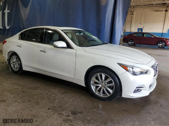 2015 Infiniti Q50 Premium with VIN JN1BV7AR3FM413079, listed as a Copart auction lot 51638995 with NaN miles and Clean Title. Bid and sale history available at carsss.com. Image 4.
