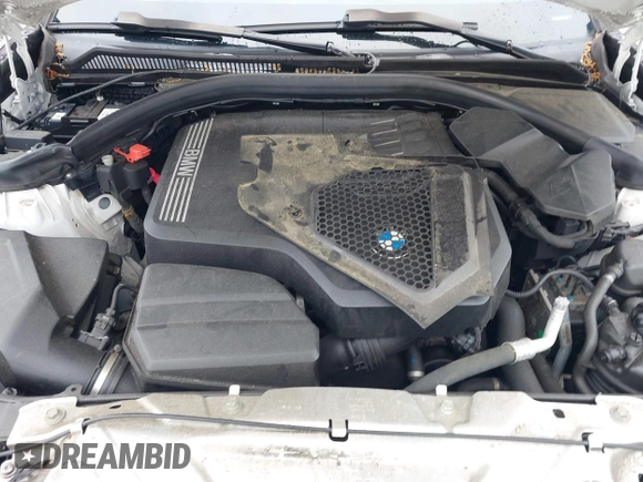 2020 BMW 3 Series 330i xDrive z VIN 3MW5R7J00L8B06071, wystawiony jako IAAI lot #42197554 z przebiegiem 96 677 mil mil oraz . Historia ofert i sprzedaży dostępna na DreamBid. Obrazek 10.