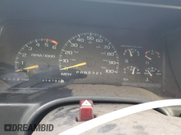 1996 Chevrolet Suburban with VIN 3GNEC16R9TG167845, listed as a Copart auction lot 80119734 with 414,794 mi miles and Salvage title. Bid and sale history available at DreamBid. Image 9.