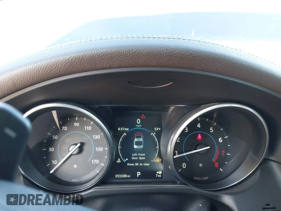 2016 Jaguar XF 35t Premium with VIN SAJBD4BV3GCY17499, listed as a IAAI auction lot 41828181 with 55,588 mi miles. Bid and sale history available at carsss.com. Image 7.