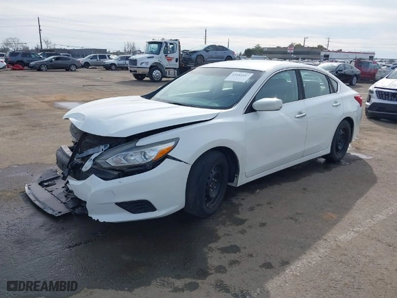 2016 Nissan Altima 2.5 SR with VIN 1N4AL3AP0GC173508, listed as a IAAI auction lot 41681087 with 153,004 mi miles. Bid and sale history available at carsss.com. Image 2.