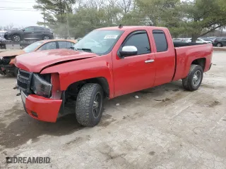 2009 Chevrolet Silverado 1500 LT with VIN 1GCEK29059Z232536, listed as a Copart auction lot 44143955 with 212,320 mi miles and Salvage Title. Bid and sale history available at carsss.com. Image 1.