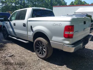 2004 Ford F-150 XLT with VIN 1FTPW14524KA99570, listed as a IAAI auction lot 42546373 with 203,602 mi miles and . Bid and sale history available at DreamBid. Image 3.