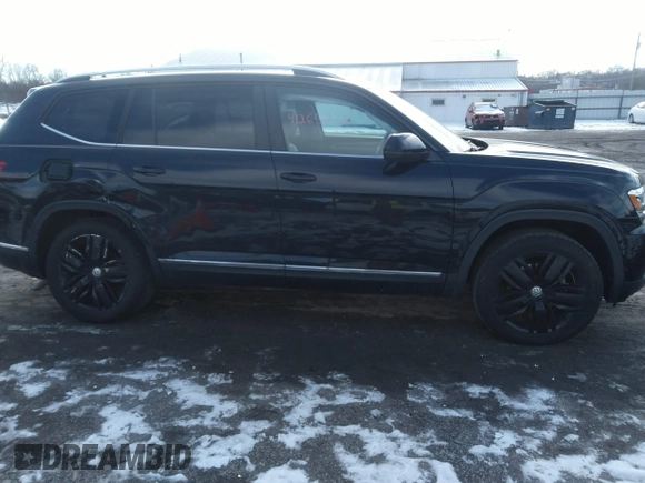 2019 Volkswagen Atlas SEL with VIN 1V2ER2CA2KC512578, listed as a IAAI auction lot 41265733 with 110,977 mi miles and . Bid and sale history available at DreamBid. Image 13.