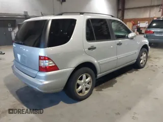 2004 Mercedes-Benz M 350 with VIN 4JGAB57E54A511745, listed as a IAAI auction lot 41172192 with 179,048 mi miles and . Bid and sale history available at carsss.com. Image 4.