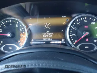 2016 Jeep Renegade Limited with VIN ZACCJBDT3GPD51130, listed as a IAAI auction lot 41725925 with 165,748 mi miles and . Bid and sale history available at DreamBid. Image 7.