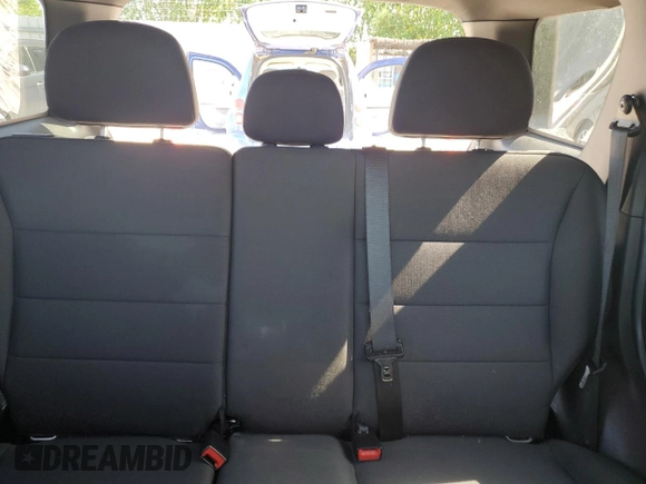 2012 Ford Escape XLT z VIN 1FMCU9DG1CKC54737, wystawiony jako Copart lot #59902055 z przebiegiem 206 067 mil mil oraz Szkoda całkowita • Salvage title. Historia ofert i sprzedaży dostępna na DreamBid. Obrazek 10.