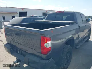 2018 Toyota Tundra 2WD SR with VIN 5TFRM5F15JX133905, listed as a IAAI auction lot 41963831 with 90,318 mi miles. Bid and sale history available at carsss.com. Image 4.
