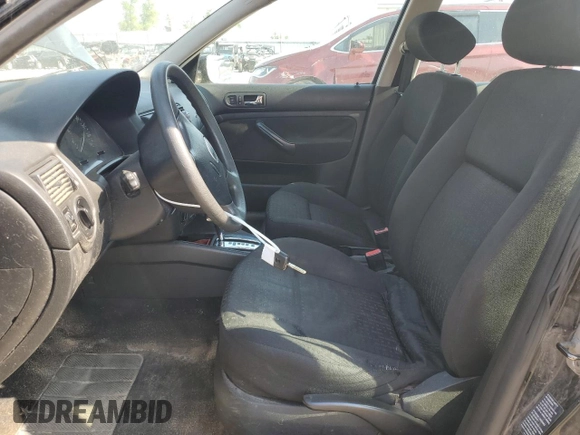 2004 Volkswagen Golf GL с VIN 9BWFL61J744017815, выставлен на аукционе Copart как лот 60101185 с пробегом 254 490 миль миль и Чистый • Clean title. История ставок и продаж доступна на DreamBid. Изображение 7.