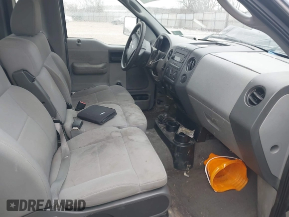 2006 Ford F-150 XL with VIN 1FTRF14W36NB33762, listed as a IAAI auction lot 41845804 with 126,369 mi miles. Bid and sale history available at carsss.com. Image 5.