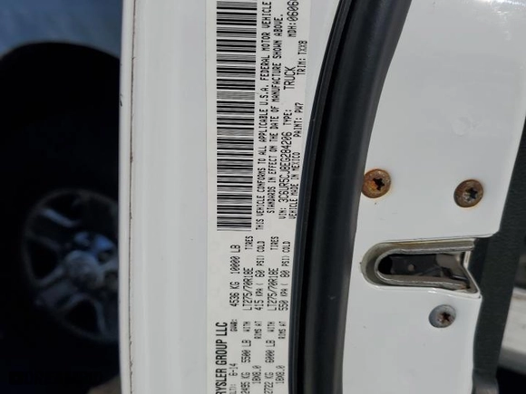 2014 Ram 2500 Tradesman with VIN 3C6UR5CJ8EG284206, listed as a Copart auction lot 46346975 with 195,244 mi miles and Salvage Title. Bid and sale history available at carsss.com. Image 13.