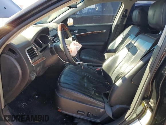 2010 Lincoln MKZ with VIN 3LNHL2GC0AR641104, listed as a Copart auction lot 70437594 with 112,736 mi miles and Clean Title. Bid and sale history available at DreamBid. Image 7.