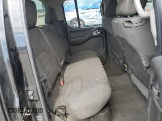 2006 Nissan Frontier Nismo z VIN 1N6AD07W26C438235, wystawiony jako Copart lot #60685544 z przebiegiem 164 137 mil mil oraz Szkoda całkowita • Salvage title. Historia ofert i sprzedaży dostępna na DreamBid. Obrazek 11.