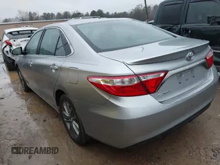 2015 Toyota Camry XLE with VIN 4T1BF1FK5FU925523, listed as a IAAI auction lot 41567775 with 159,086 mi miles. Bid and sale history available at carsss.com. Image 3.