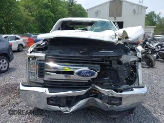 2017 Ford F-250 Lariat с VIN 1FT7W2B6XHED69215, выставлен на аукционе IAAI как лот 42473798 с пробегом 158 697 миль миль и . История ставок и продаж доступна на DreamBid. Изображение 12.