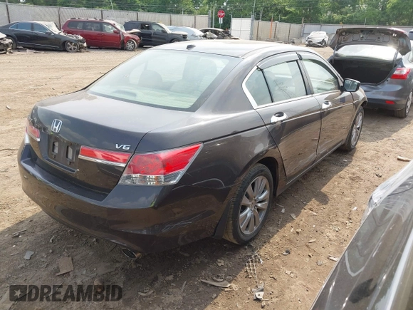 2011 Honda Accord EX-L z VIN 1HGCP3F89BA021080, wystawiony jako IAAI lot #42430059 z przebiegiem 130 265 mil mil oraz . Historia ofert i sprzedaży dostępna na DreamBid. Obrazek 4.