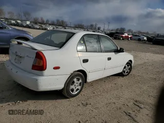 2001 Hyundai Accent GL with VIN KMHCG45C51U156558, listed as a Copart auction lot 89369295 with 61,945 mi miles and Clean Title. Bid and sale history available at carsss.com. Image 3.