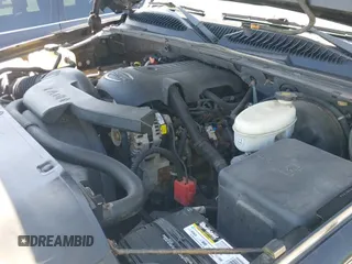 2003 Chevrolet Avalanche with VIN 3GNEK13TX3G139748, listed as a IAAI auction lot 43043211 with 141,073 mi miles and . Bid and sale history available at DreamBid. Image 15.