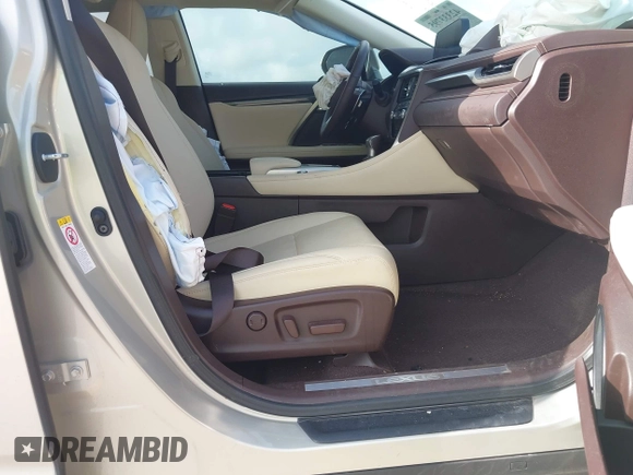 2020 Lexus RX 350 z VIN 2T2AZMAA8LC151876, wystawiony jako IAAI lot #42333795 z przebiegiem 16 885 mil mil oraz . Historia ofert i sprzedaży dostępna na DreamBid. Obrazek 5.