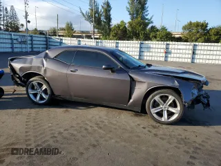 2017 Dodge Challenger R/T Plus с VIN 2C3CDZBT9HH659106, выставлен на аукционе Copart как лот 41515315 с пробегом 92 137 миль миль и Списание • Salvage title. История ставок и продаж доступна на DreamBid. Изображение 4.