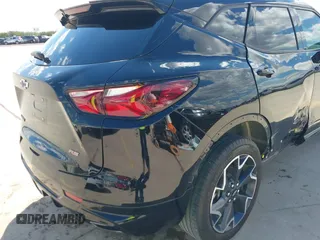 2022 Chevrolet Blazer RS z VIN 3GNKBERS3NS201645, wystawiony jako IAAI lot #42236399 z przebiegiem 24 218 mil mil oraz . Historia ofert i sprzedaży dostępna na DreamBid. Obrazek 20.