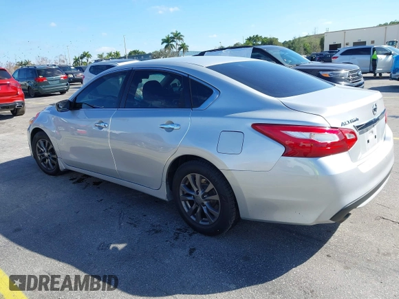 2018 Nissan Altima SV with VIN 1N4AL3AP9JC123018, listed as a IAAI auction lot 41483210 with 93,388 mi miles and . Bid and sale history available at carsss.com. Image 3.