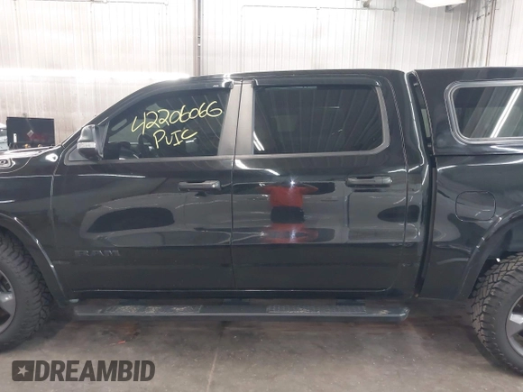 2020 Ram 1500 Big Horn with VIN 1C6SRFFT8LN308129, listed as a IAAI auction lot 42206066 with 38,394 mi miles and . Bid and sale history available at DreamBid. Image 15.